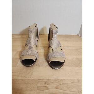 Clarks comfort collection Womens 7 Abigail Lily leather wedge sandal gladiator